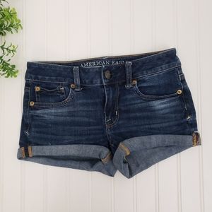 American Eagle Shorts Shortie Denim Shorts size 0 Rolled Hem Stretch Hippie